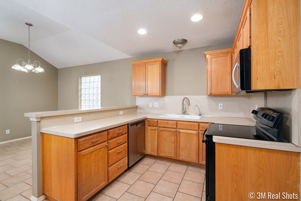 4106 Green Meadow Dr Property Photo 13