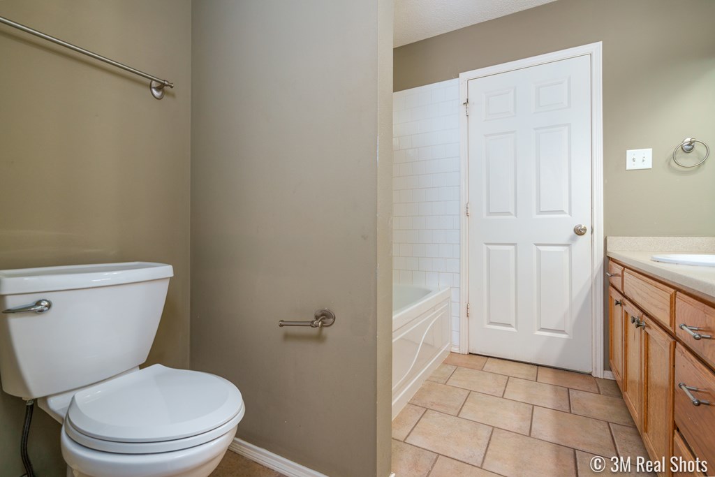 4106 Green Meadow Dr Property Photo 19