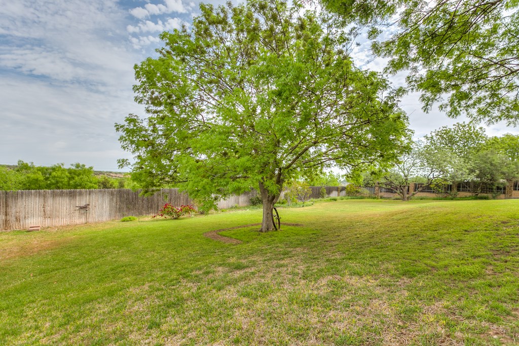 1218 Ashford Dr Property Photo 50