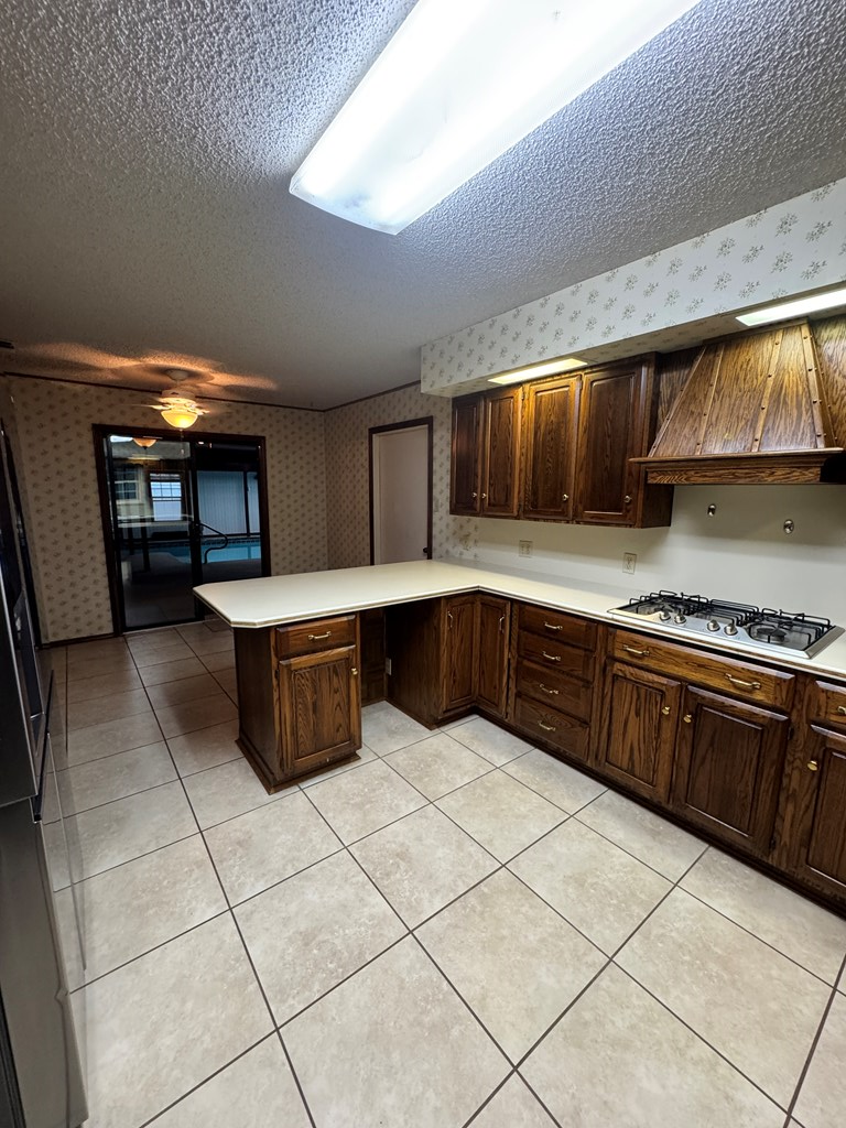 710 State Court Dr Property Photo 14