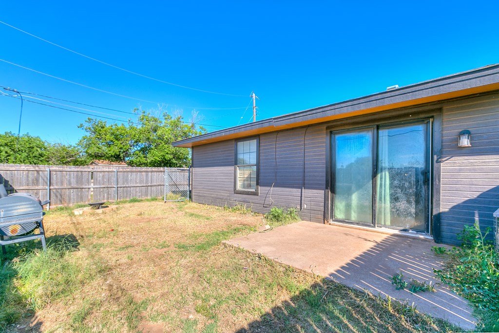 3101 Grove Dr Property Photo 22