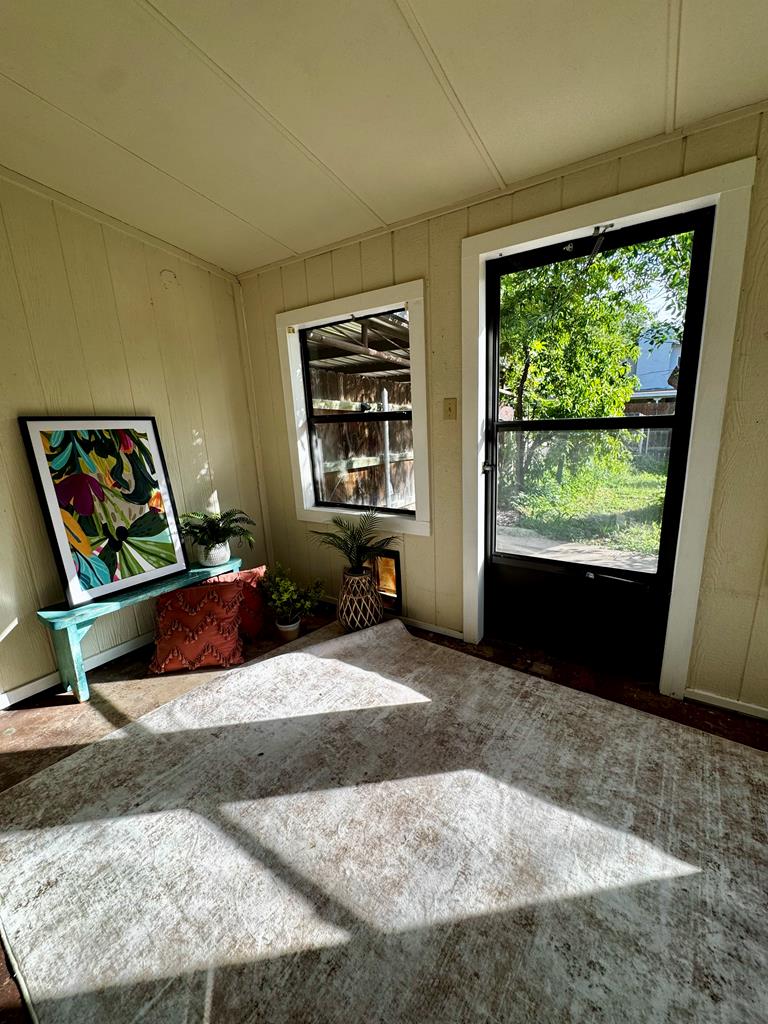 3302 Southland Blvd Property Photo 11