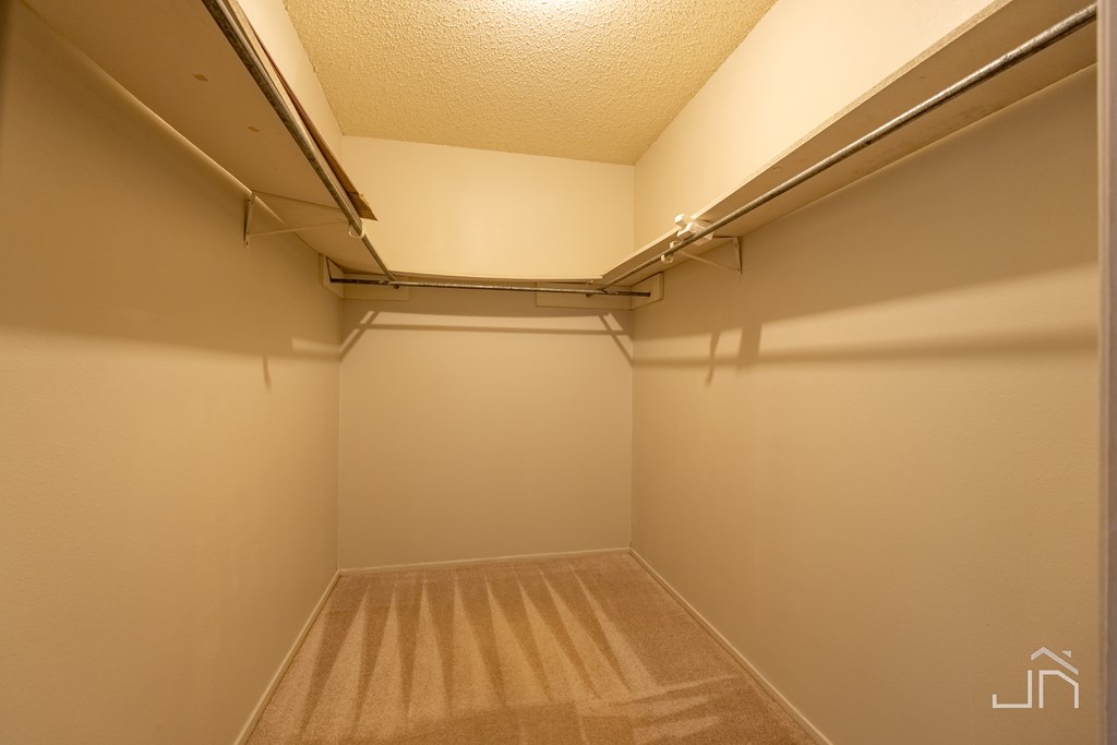 3302 Southland Blvd Property Photo 14
