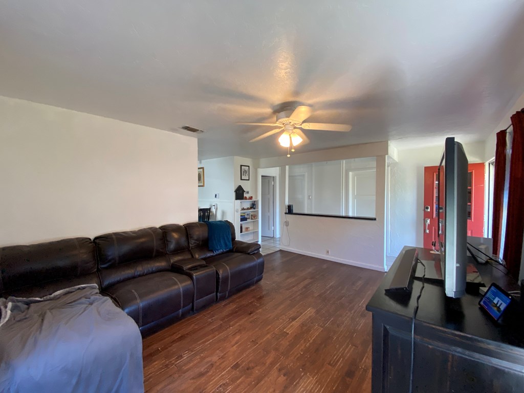 1858 W Twohig Ave Property Photo 49