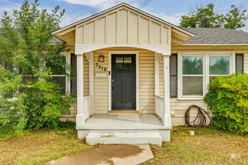 2310 W Twohig Ave Property Photo 6