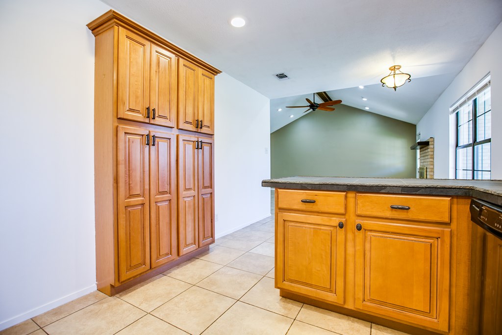 1617 Idaho Ave Property Photo 13
