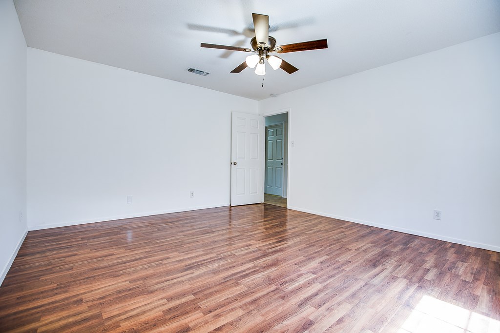 1617 Idaho Ave Property Photo 16