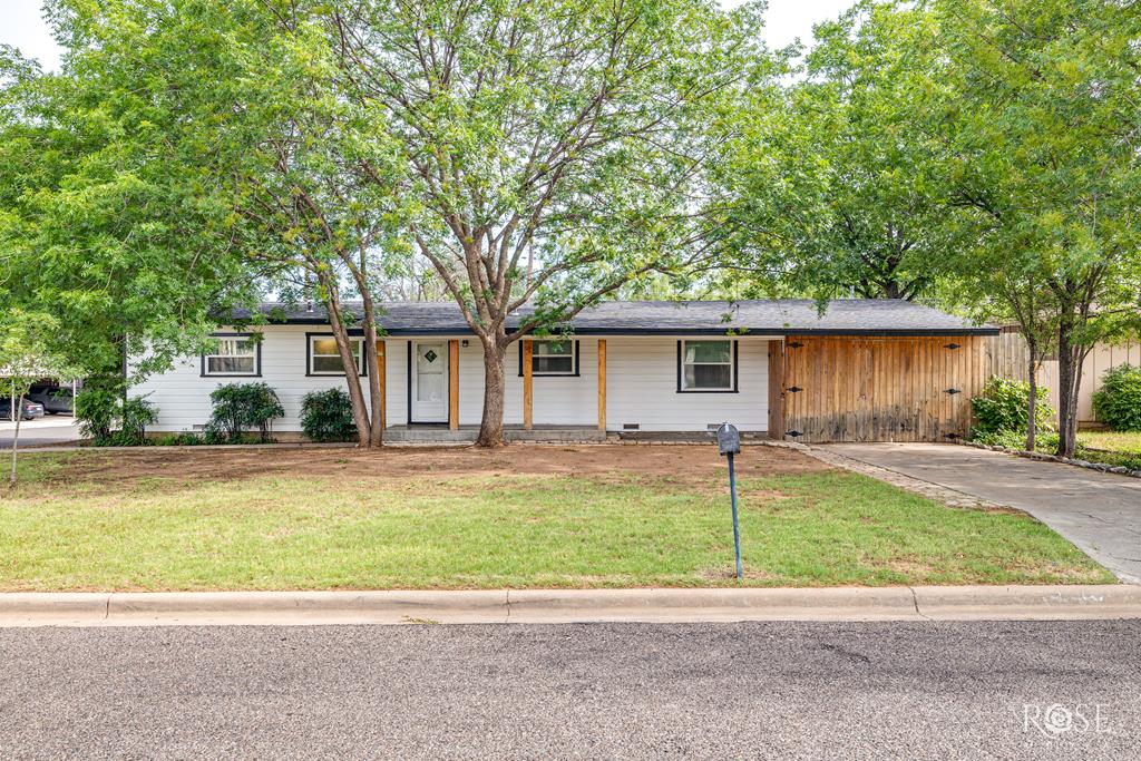 2501 TCU Ave Property Photo 1