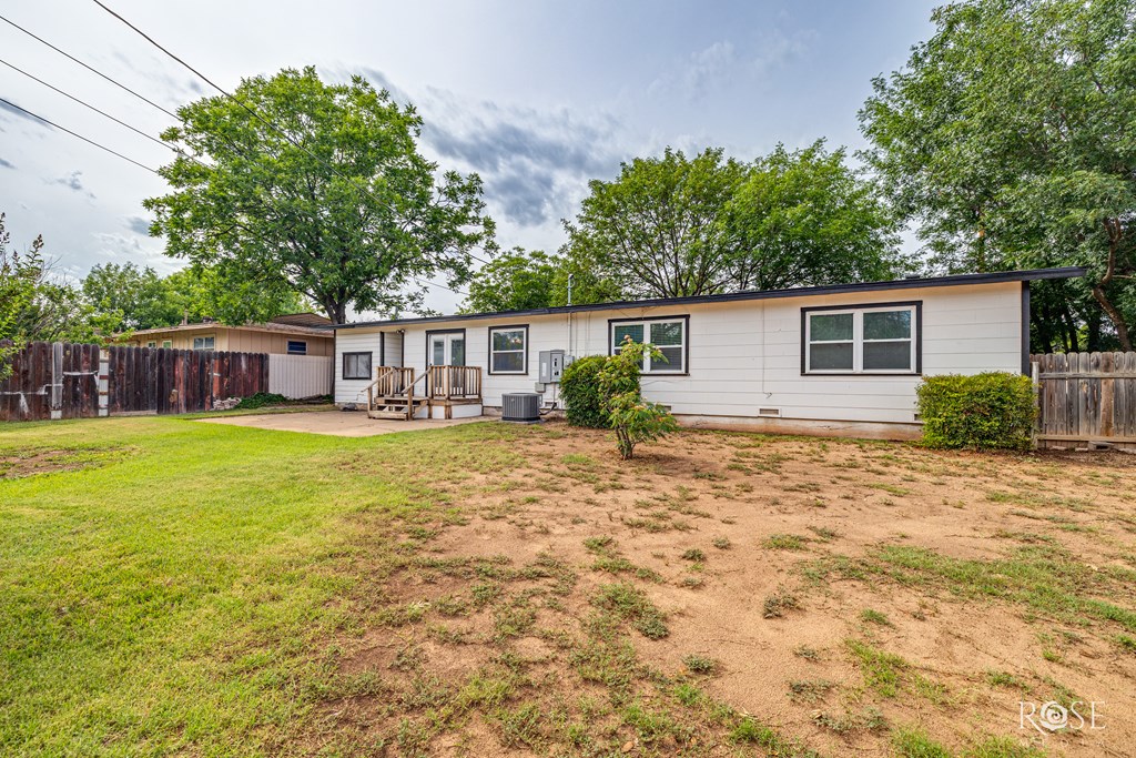 2501 Tcu Ave Property Photo 22