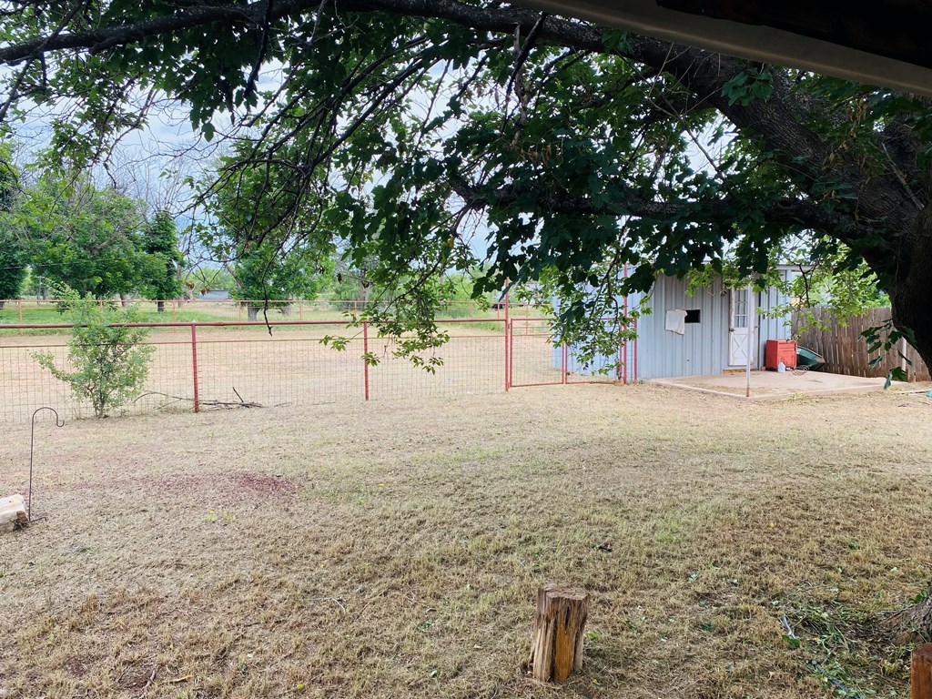 15702 Adams St Property Photo 13