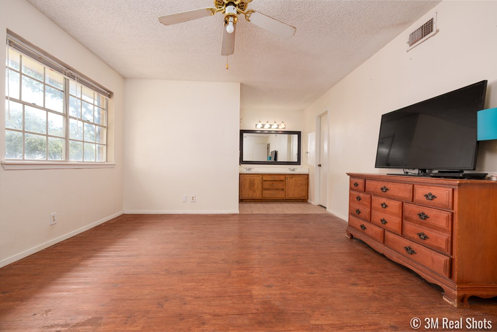 3317 Rockbrook Dr Property Photo 20