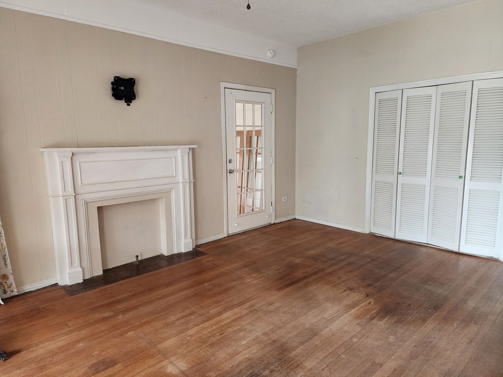 200 Penrose St Property Photo 2