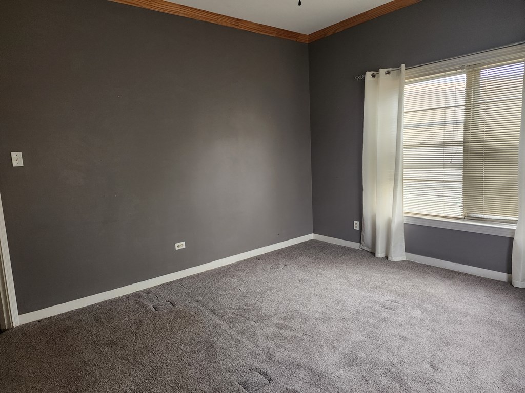 200 Penrose St Property Photo 6