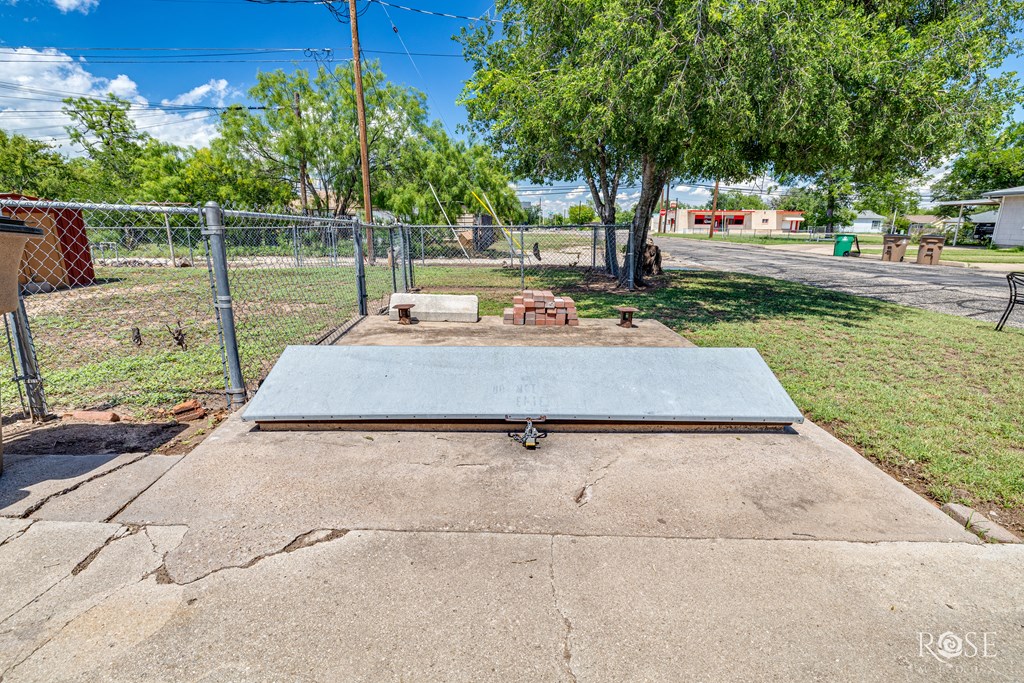 2822 North St Property Photo 14