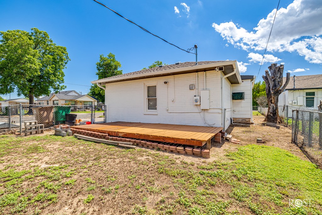 2822 North St Property Photo 16