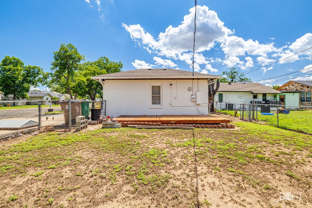2822 North St Property Photo 21