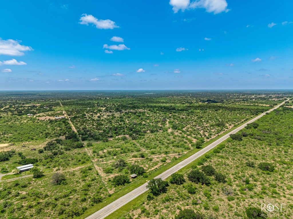 1821 Ranch Rd 864 Ab 987 Property Photo 4