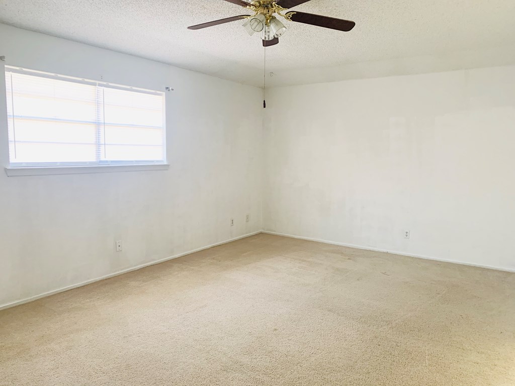 3802 Sandstone Rd Property Photo 8