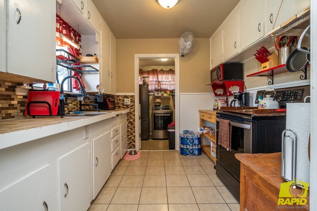 113 Belaire Ave Property Photo 10
