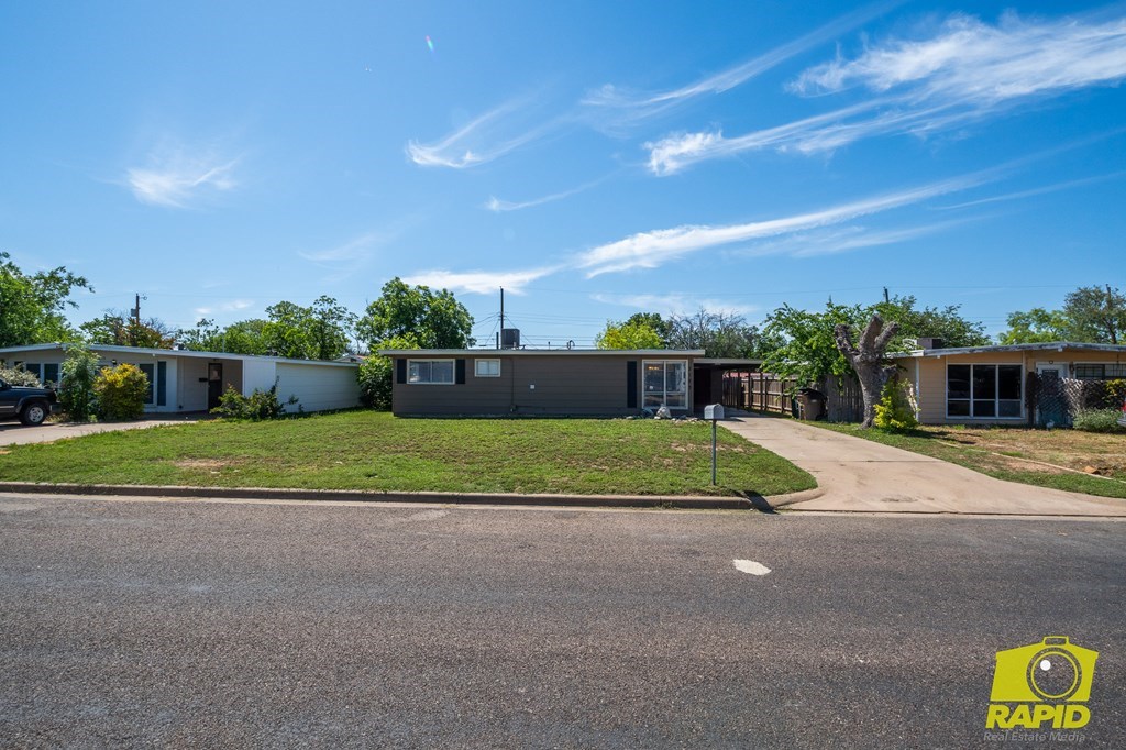 2123 Wilson St Property Photo 7