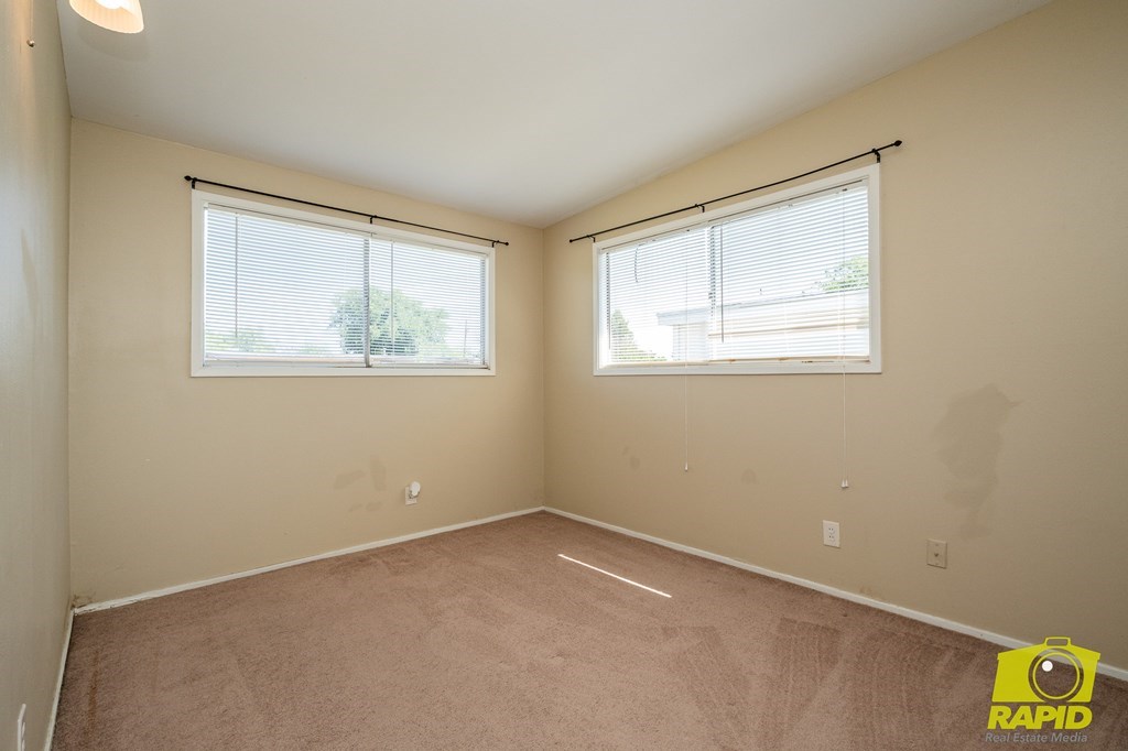 2123 Wilson St Property Photo 17
