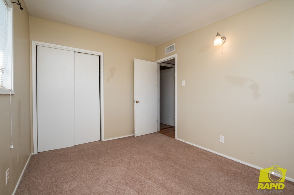 2123 Wilson St Property Photo 18