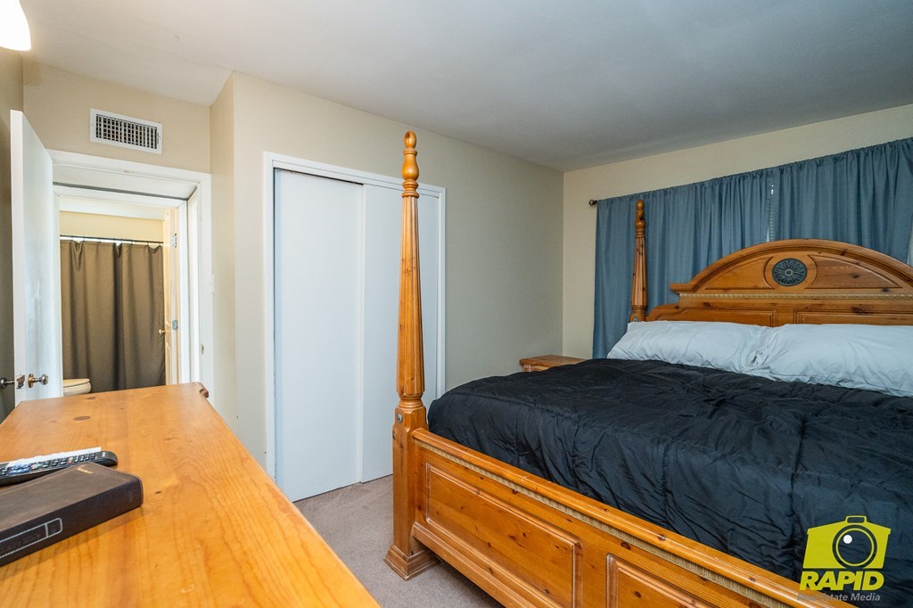 2123 Wilson St Property Photo 21