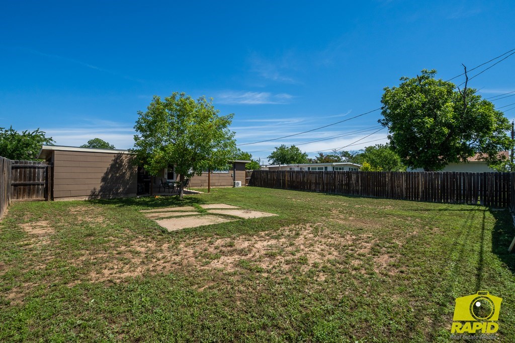 2123 Wilson St Property Photo 27
