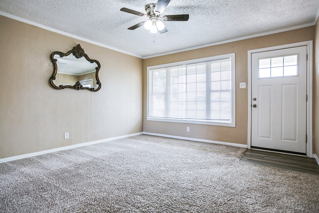 1619 Spaulding St Property Photo 8