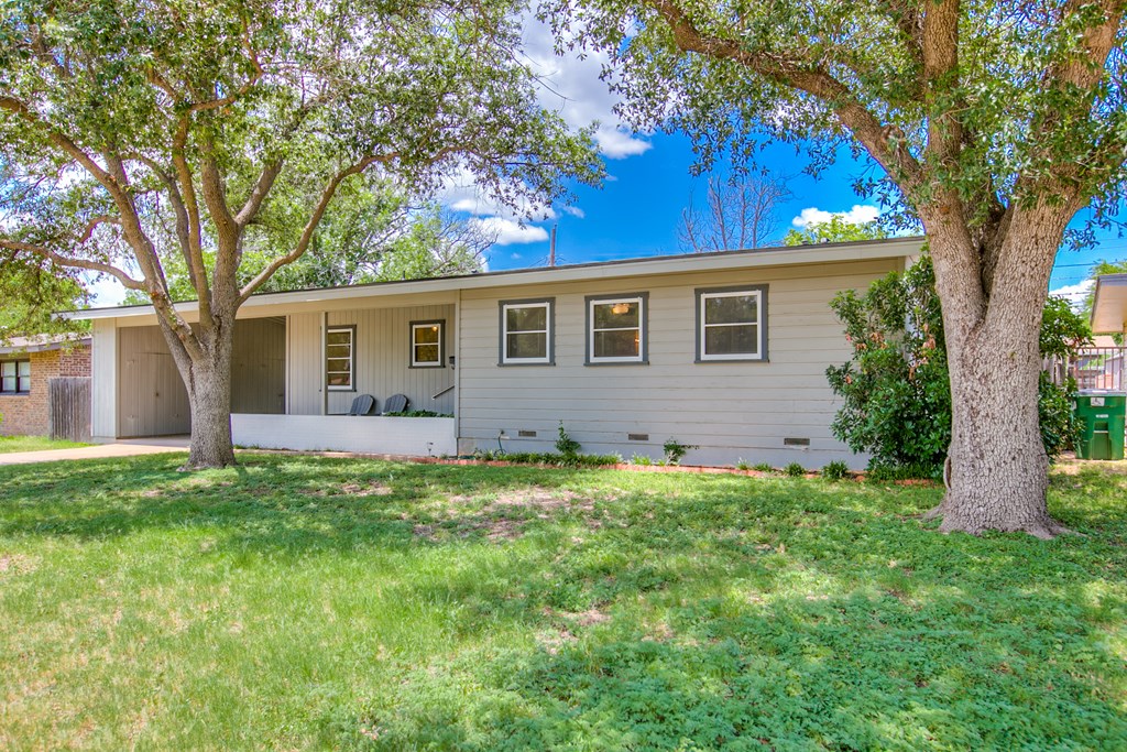 2732 Yale Ave Property Photo 5