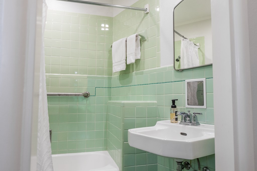2611 Live Oak St Property Photo 24