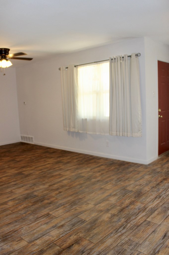 3302 Sac Ave Property Photo 2