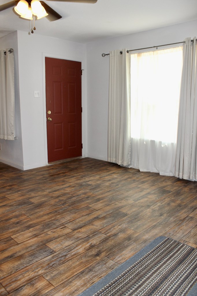 3302 Sac Ave Property Photo 3