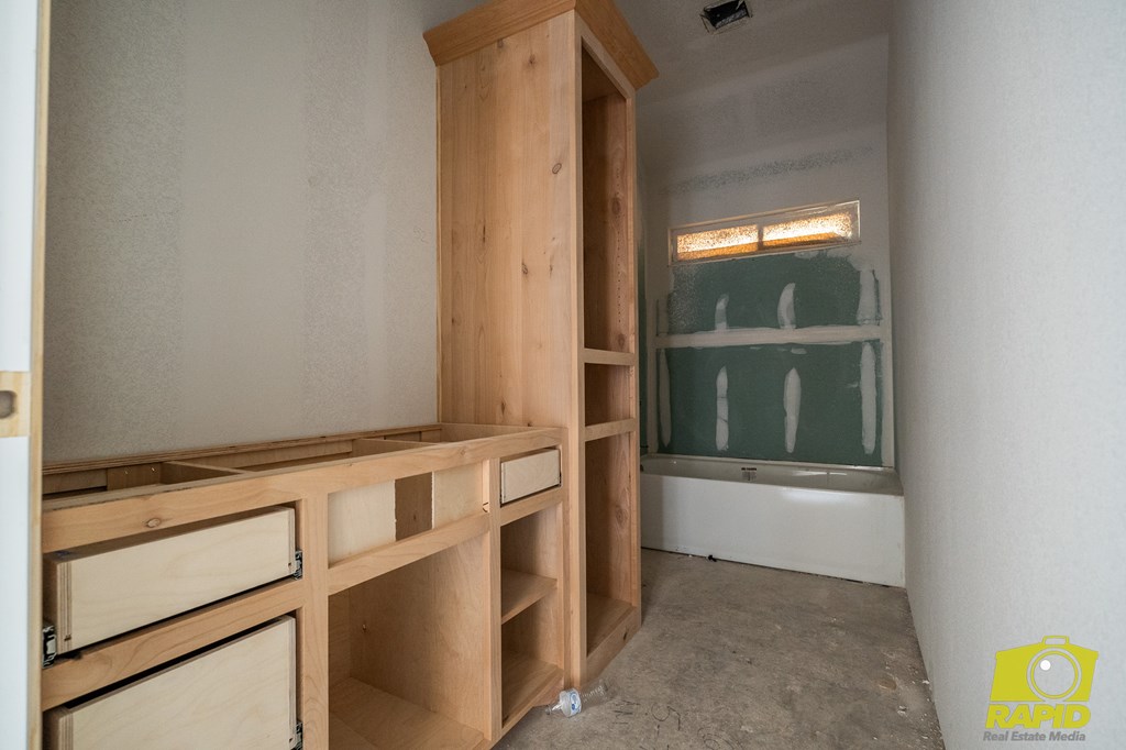 9652 Jaguar Trail Property Photo 14