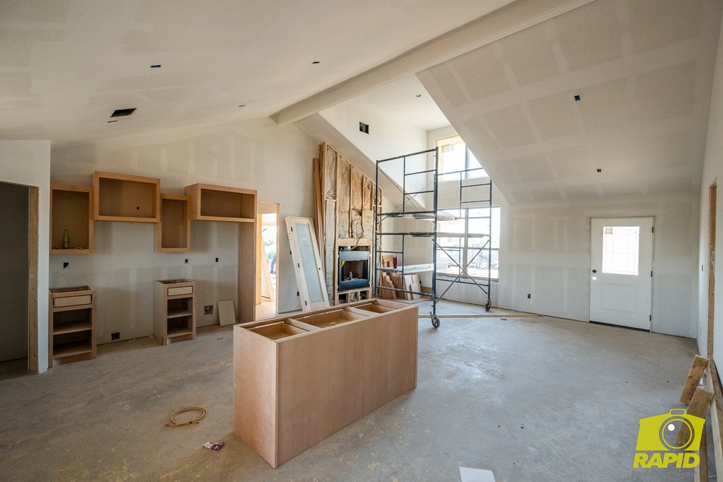 9602 Jaguar Trail Property Photo 5