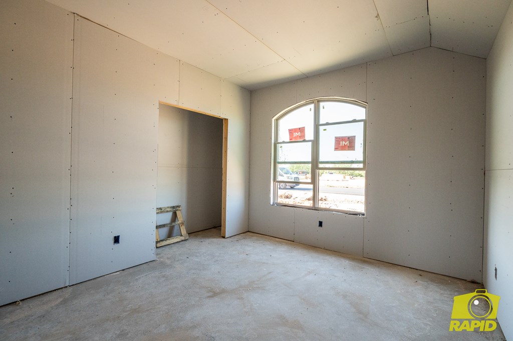 9618 Jaguar Trail Property Photo 11