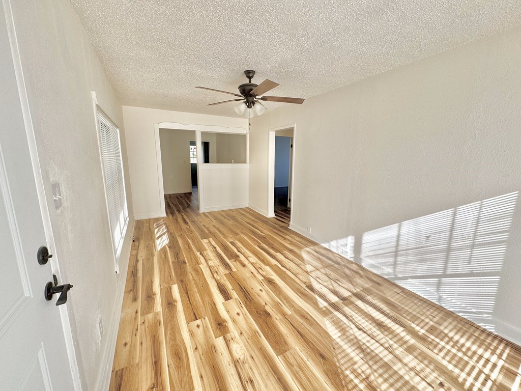 522 Ellis St Property Photo 3