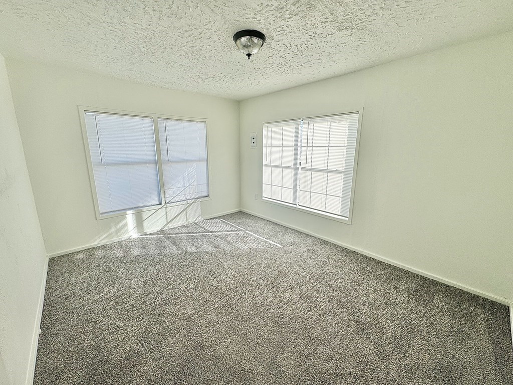 522 Ellis St Property Photo 11