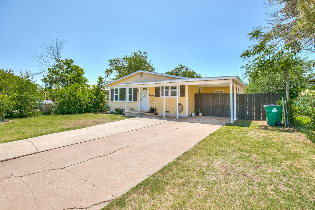 3117 Webster St Property Photo 4