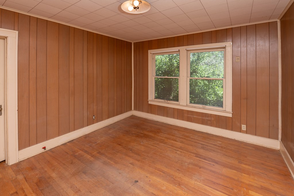 2309 Houston St Property Photo 11