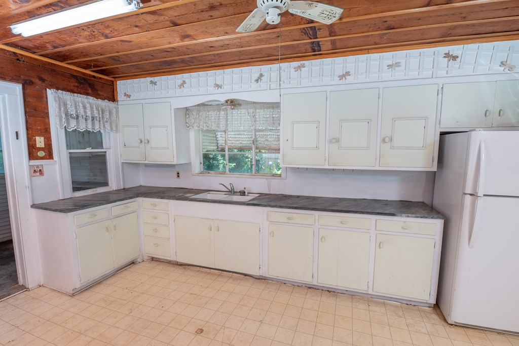 2309 Houston St Property Photo 21
