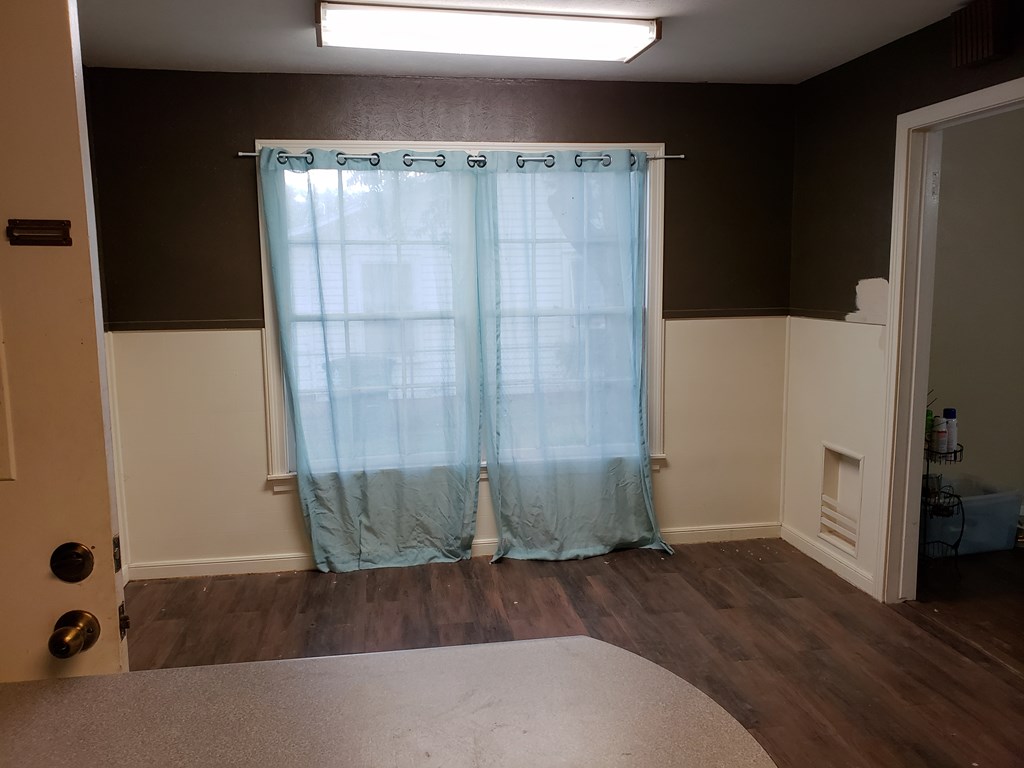 1516 Walnut St Property Photo 5