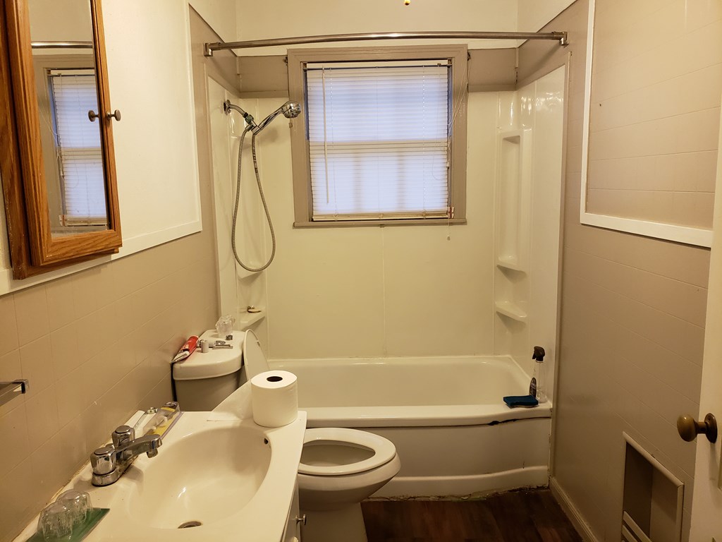 1516 Walnut St Property Photo 7