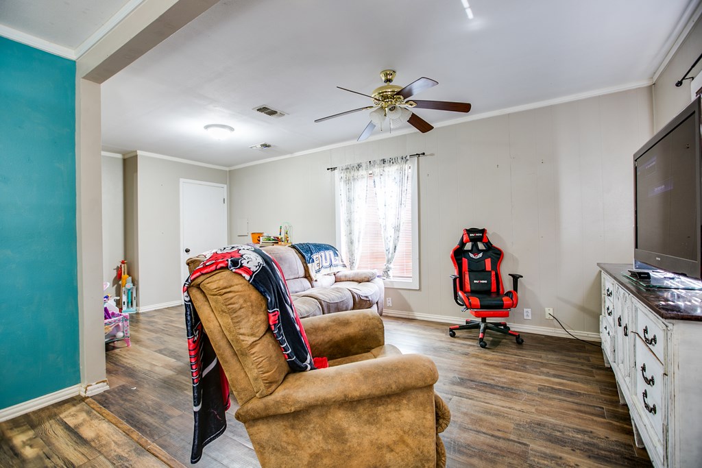 406 Largent Ave Property Photo 11