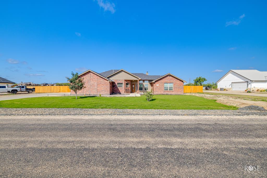 4725 Cheetah Run Property Photo 1