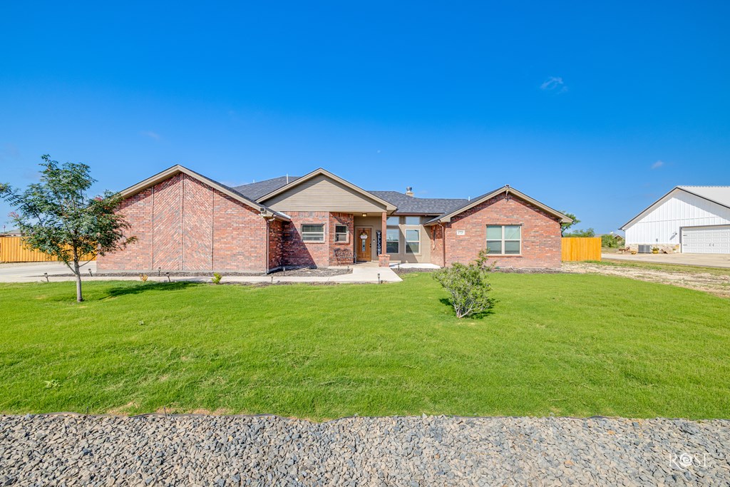 4725 Cheetah Run Property Photo 5