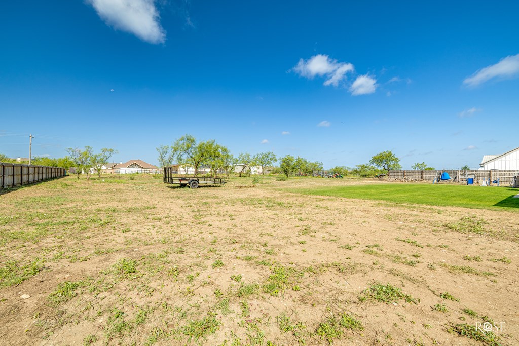 4725 Cheetah Run Property Photo 32