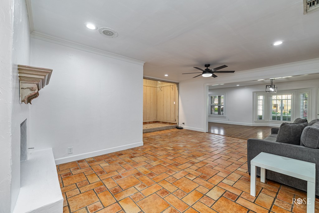 1510 Shafter St Property Photo 18