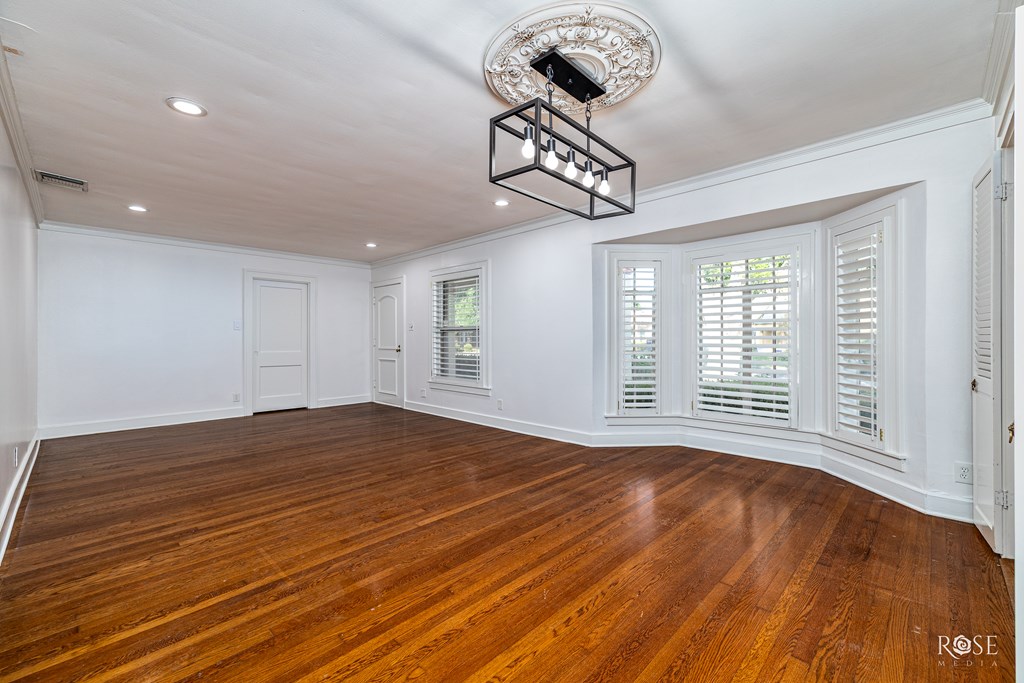 1510 Shafter St Property Photo 33