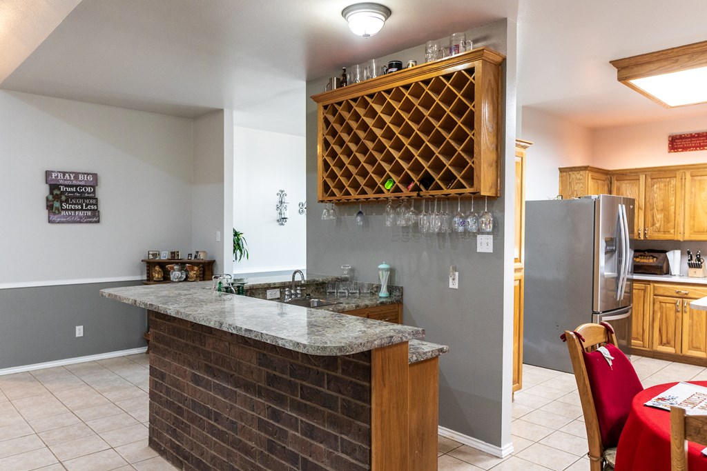 6034 Devonshire Lane Property Photo 9